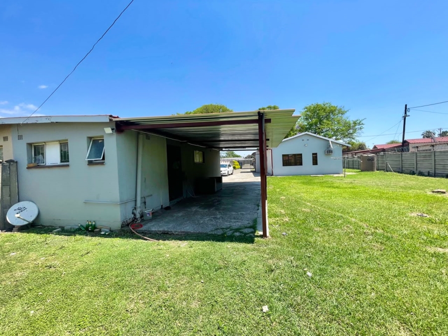 3 Bedroom Property for Sale in Rustenburg North North West